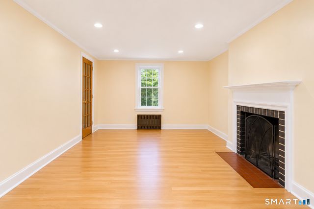 98 Woodmere Road, West Hartford, CT 06119
