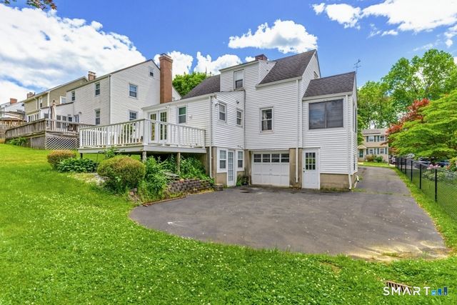 98 Woodmere Road, West Hartford, CT 06119
