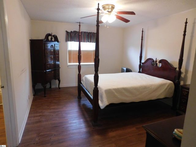 2601 Duncan Chapel Road, Greenville, SC 29617