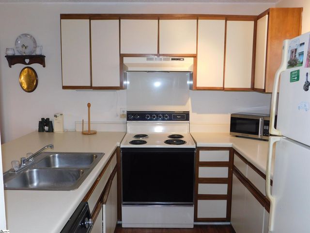 2601 Duncan Chapel Road, Greenville, SC 29617