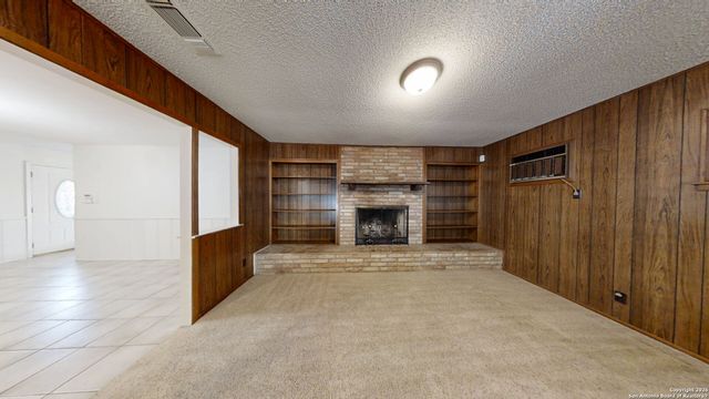 459 Harcourt Ave., San Antonio, TX 78223