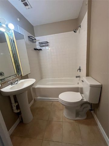 949 N GRANDVIEW STREET, Mount Dora, FL 32757