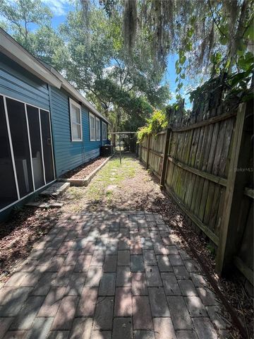 949 N GRANDVIEW STREET, Mount Dora, FL 32757
