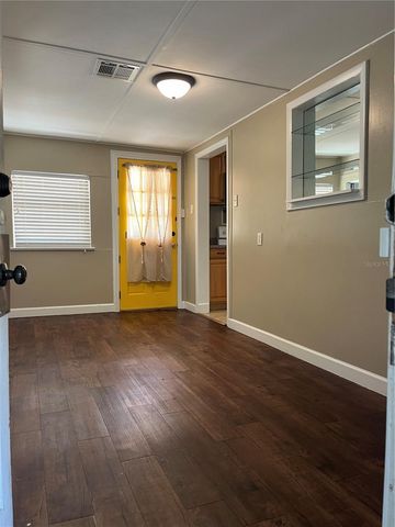 949 N GRANDVIEW STREET, Mount Dora, FL 32757