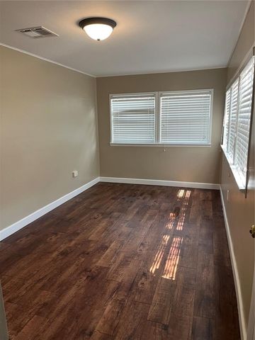949 N GRANDVIEW STREET, Mount Dora, FL 32757
