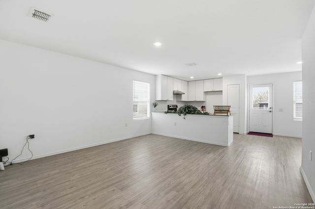 13415 Turnesa, San Antonio, TX 78221