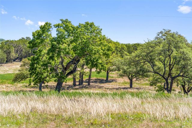 784 Ranch Road 2721, Johnson City, TX 78636