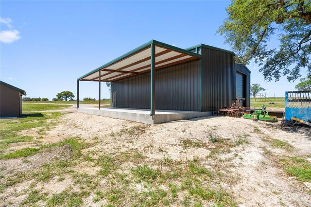 784 Ranch Road 2721, Johnson City, TX 78636