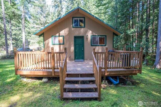 61 N Hamma Hamma Drive W, Hoodsport, WA 98548