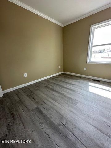 3210 Wilson Ave, Knoxville, TN 37914