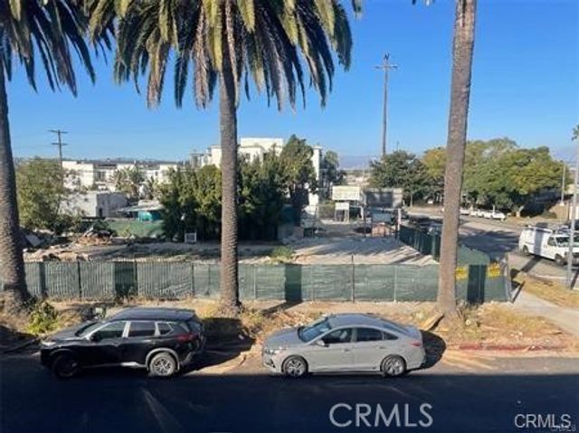 7323 Crenshaw Boulevard, Los Angeles, CA 90043