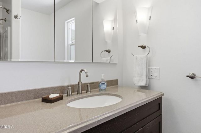 27 Isabel Avenue 64, Camarillo, CA 93012