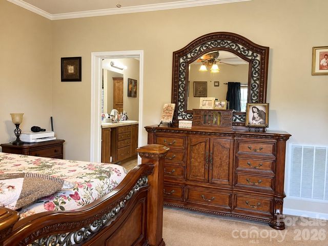 1046 Edgemont Terrace, Morganton, NC 28655