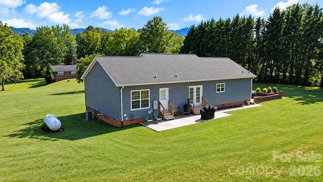 1046 Edgemont Terrace, Morganton, NC 28655