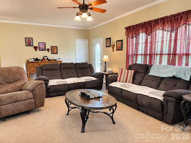 1046 Edgemont Terrace, Morganton, NC 28655