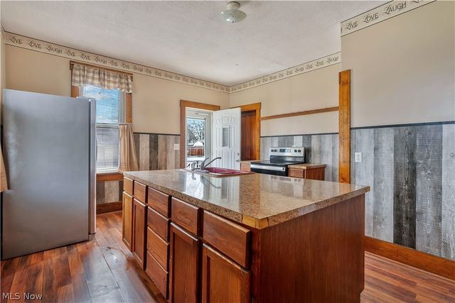 12020 Easton Street NE, Alliance, OH 44601