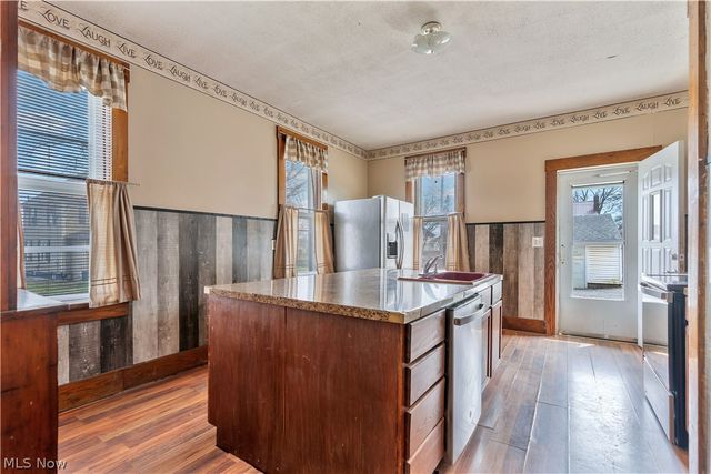 12020 Easton Street NE, Alliance, OH 44601