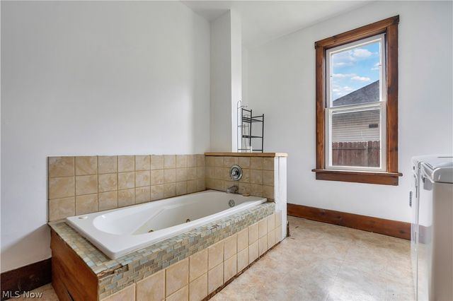 12020 Easton Street NE, Alliance, OH 44601