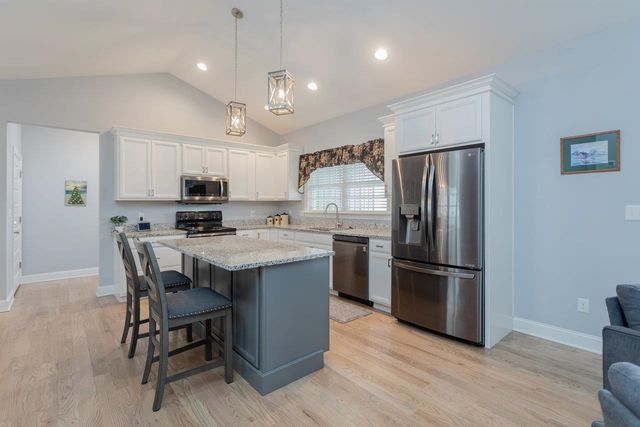 215 HEATHER LN, Staunton, VA 24401