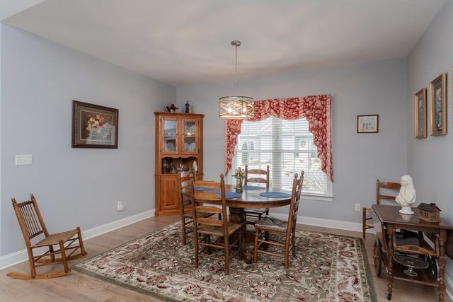 215 HEATHER LN, Staunton, VA 24401