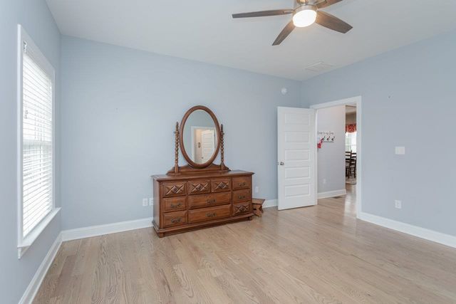 215 HEATHER LN, Staunton, VA 24401