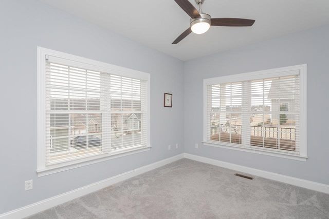 215 HEATHER LN, Staunton, VA 24401