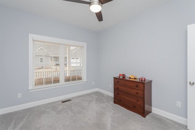 215 HEATHER LN, Staunton, VA 24401