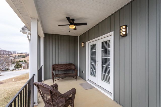 215 HEATHER LN, Staunton, VA 24401