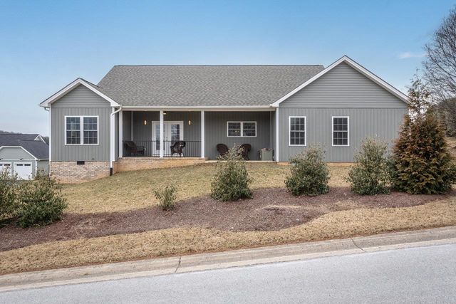 215 HEATHER LN, Staunton, VA 24401