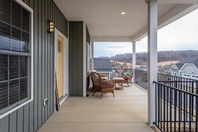215 HEATHER LN, Staunton, VA 24401