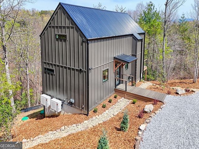 65 This Way, Young Harris, GA 30582