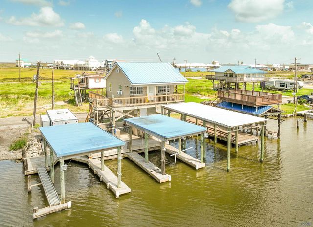 8209 Redfish St, Chauvin, LA 70344