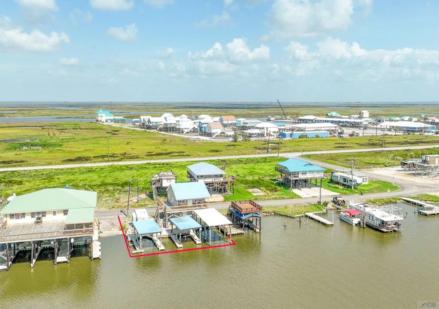 8209 Redfish St, Chauvin, LA 70344