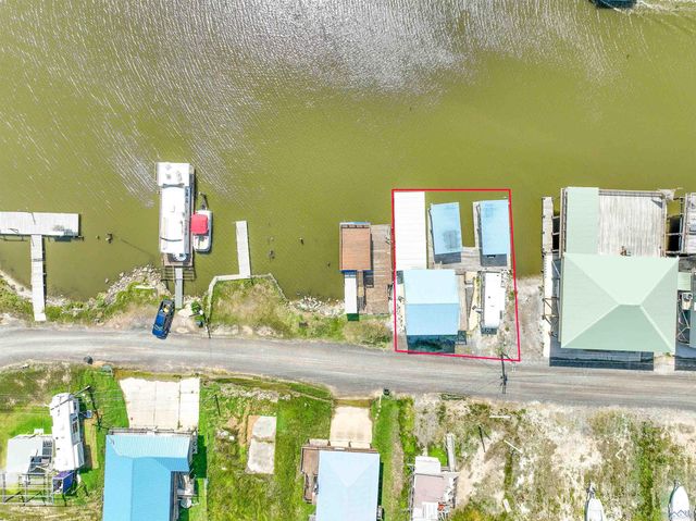 8209 Redfish St, Chauvin, LA 70344