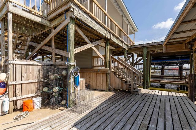 8209 Redfish St, Chauvin, LA 70344