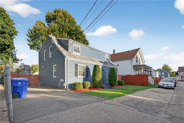 21 Rufus Street, Pawtucket, RI 02860