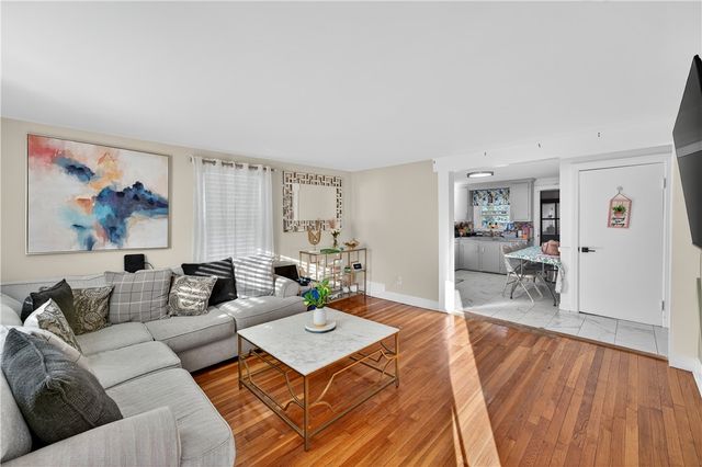 21 Rufus Street, Pawtucket, RI 02860
