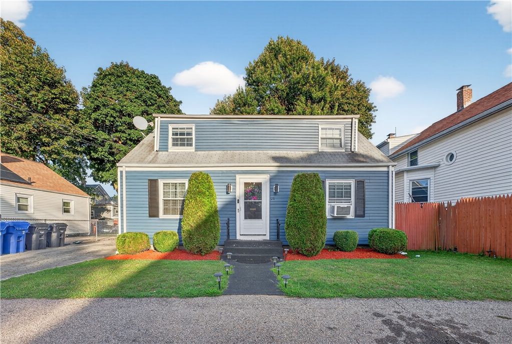 21 Rufus Street, Pawtucket, RI 02860
