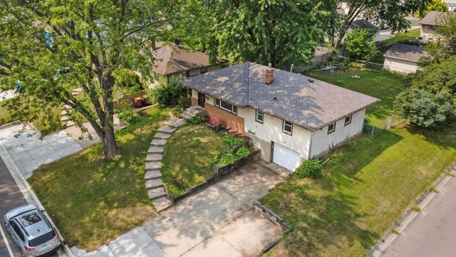 1400 7th Avenue S, South Saint Paul, MN 55075