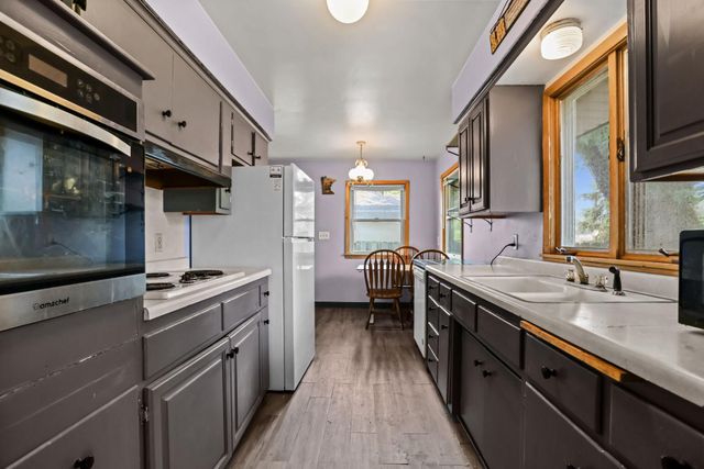 1400 7th Avenue S, South Saint Paul, MN 55075