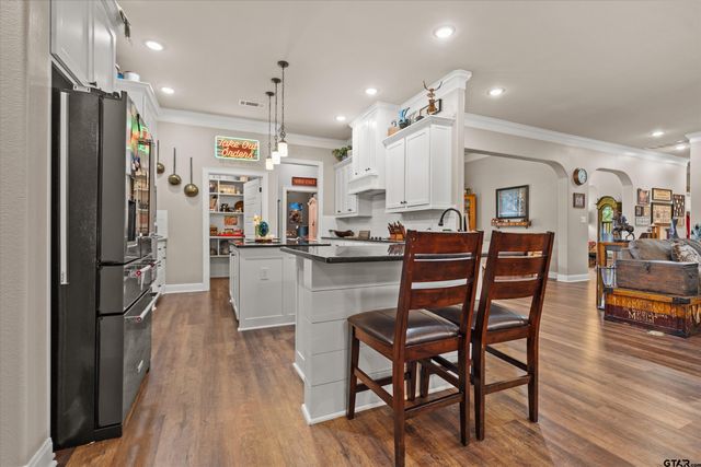 22571 Lake Jackson Drive, Lindale, TX 75771