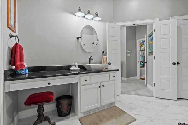 22571 Lake Jackson Drive, Lindale, TX 75771