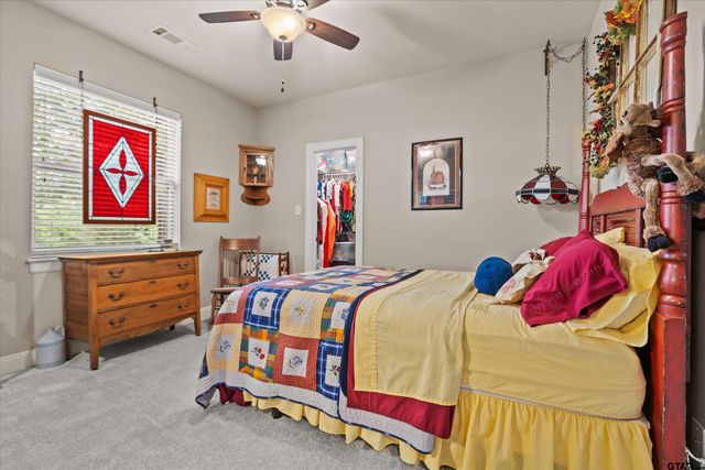 22571 Lake Jackson Drive, Lindale, TX 75771