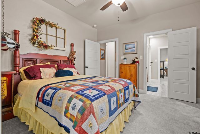 22571 Lake Jackson Drive, Lindale, TX 75771