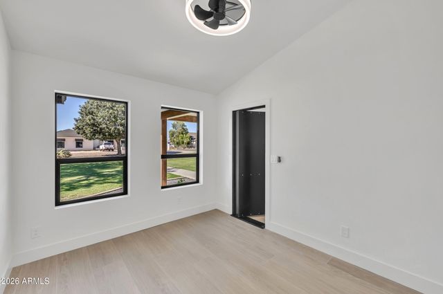 8663 E WINNSTON Circle, Mesa, AZ 85212