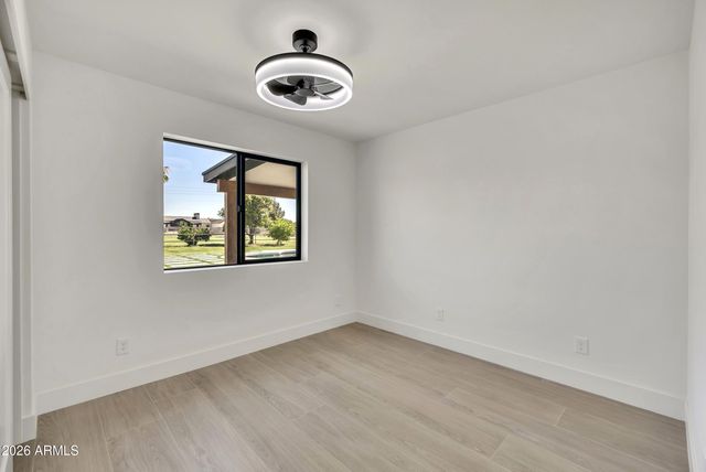 8663 E WINNSTON Circle, Mesa, AZ 85212