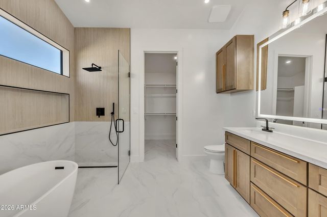 8663 E WINNSTON Circle, Mesa, AZ 85212