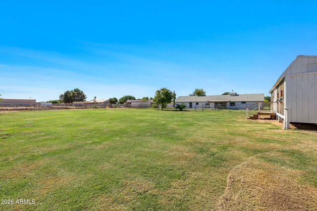 8663 E WINNSTON Circle, Mesa, AZ 85212