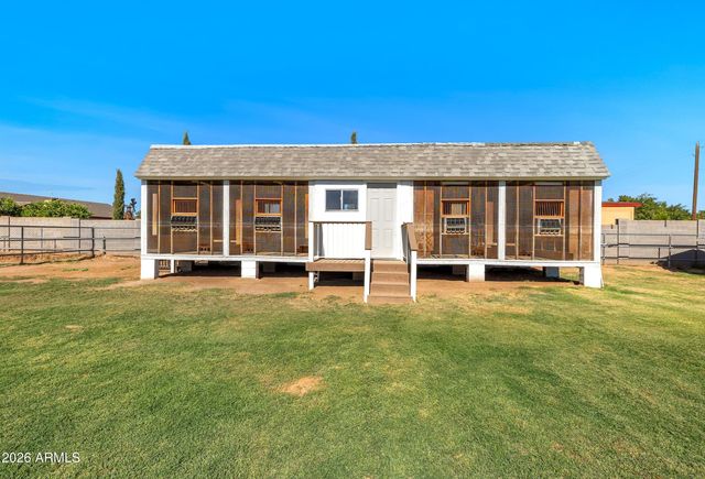 8663 E WINNSTON Circle, Mesa, AZ 85212