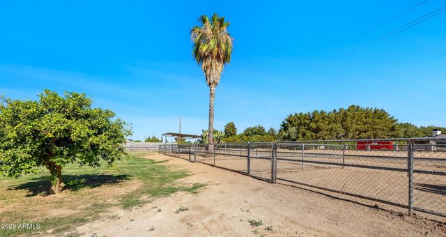 8663 E WINNSTON Circle, Mesa, AZ 85212